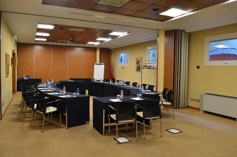 The Bergamo West Motel Mozzo Ngoại thất bức ảnh